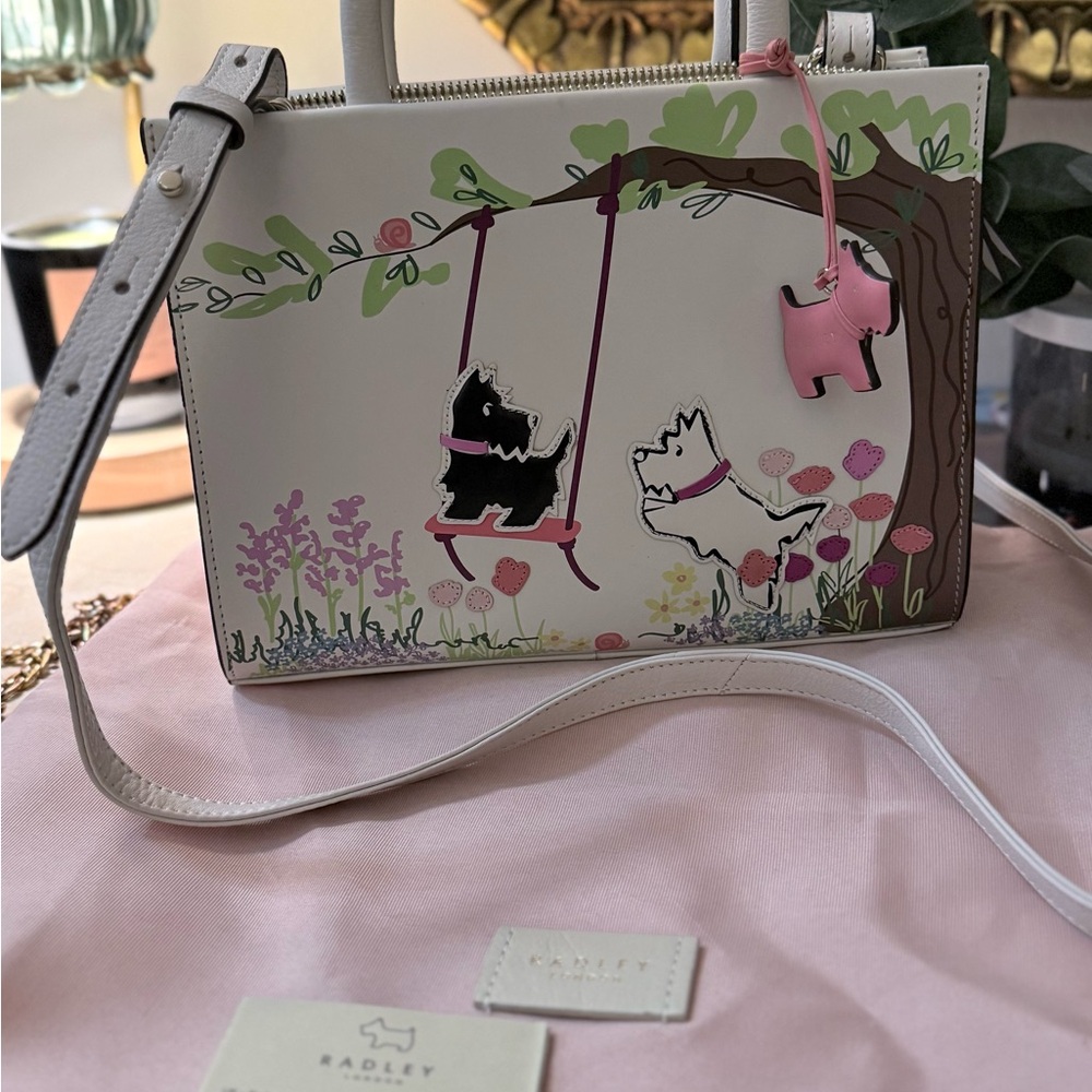 RADLEY London Smells Like
Spring Small Leather Satchel Bag Westie design DustBag